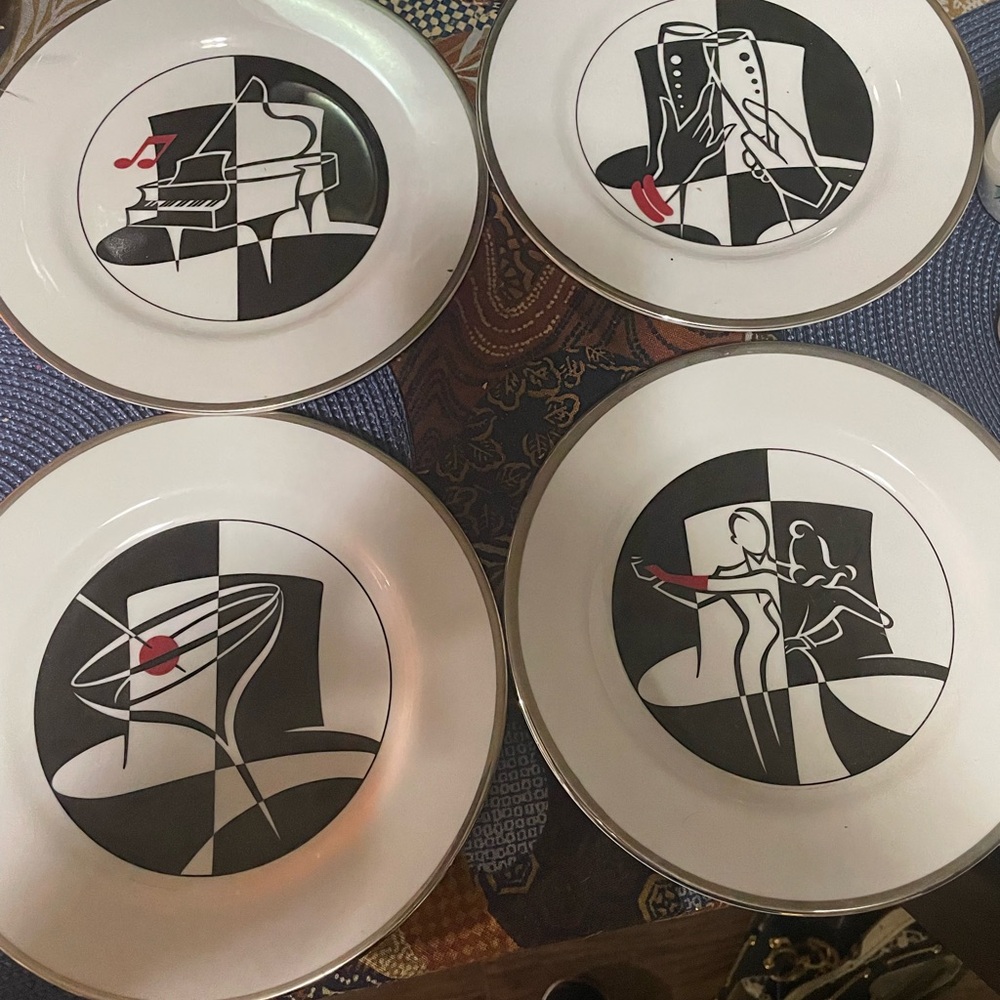 Neiman Marcus Black and White Artistic Dinnerware Set